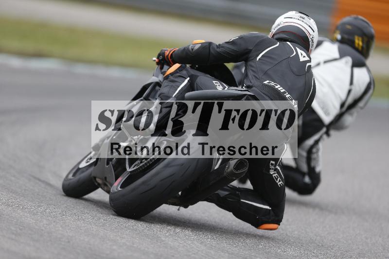 Archiv-2023/66 28.08.2023 Plüss Moto Sport ADR/Freies Fahren/13